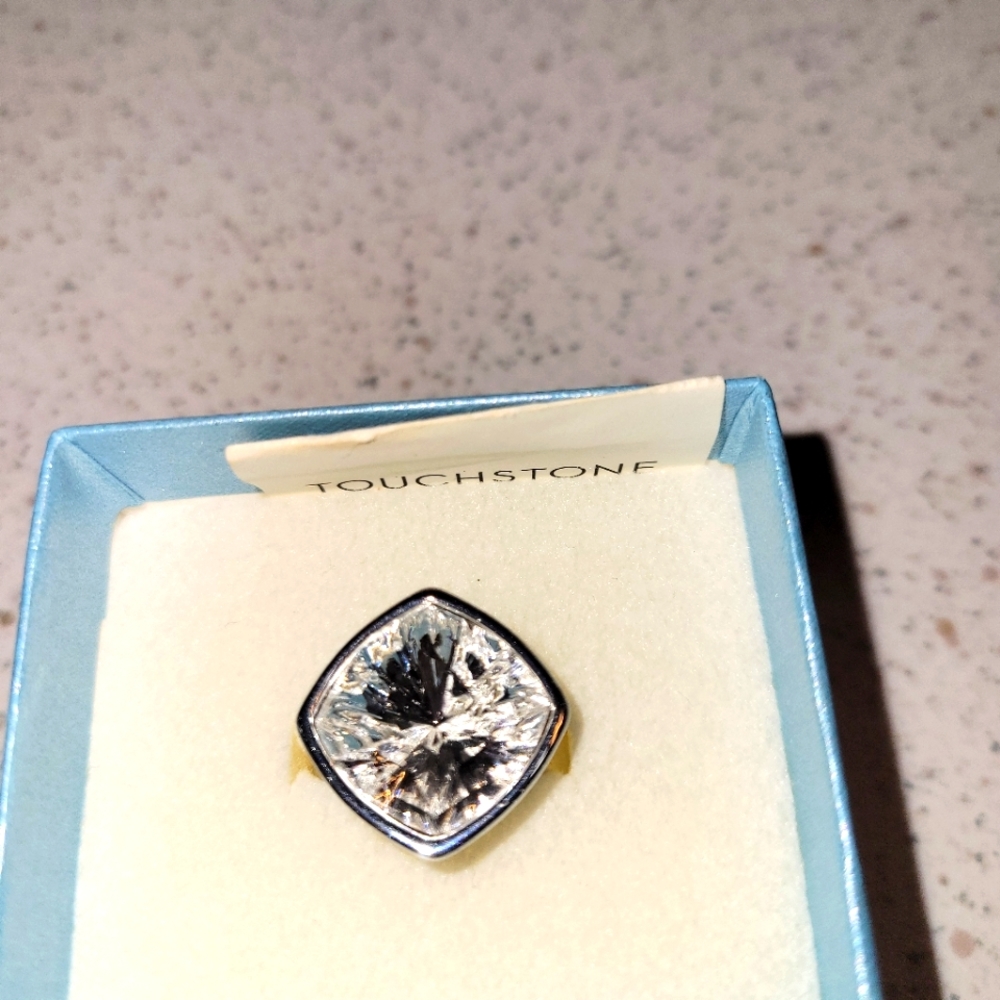 Mystic ring